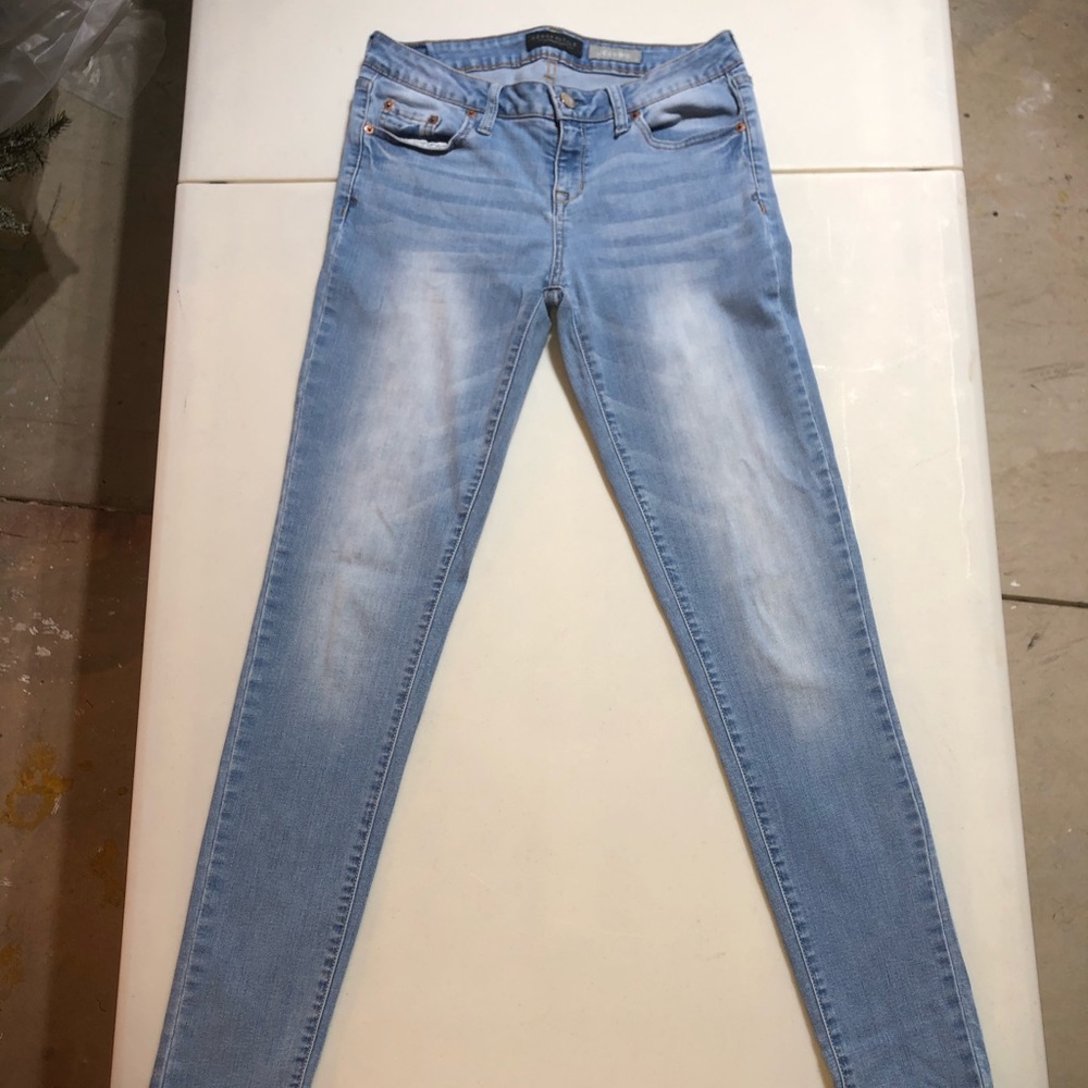Aeropostale Light Wash Jeggings
